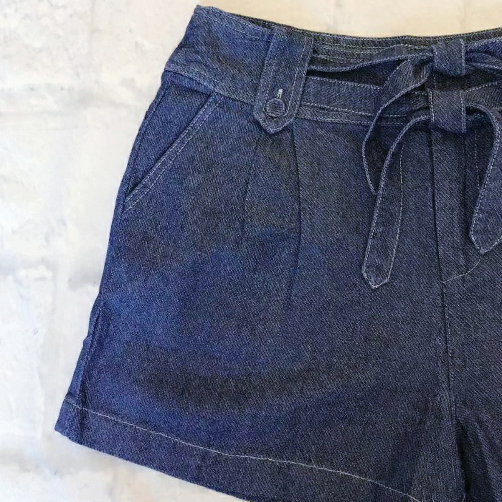 CURRENT AIR Anthro Chic Chambray Shorts - Picture 3 of 10